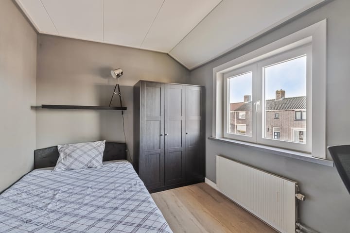 Foto 23 van Koningin Julianastraat 1