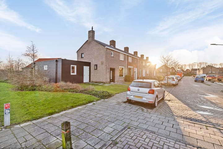 Foto 37 van Koningin Julianastraat 1