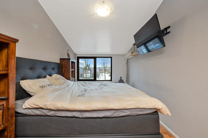 Foto 22 van Leliestraat 80