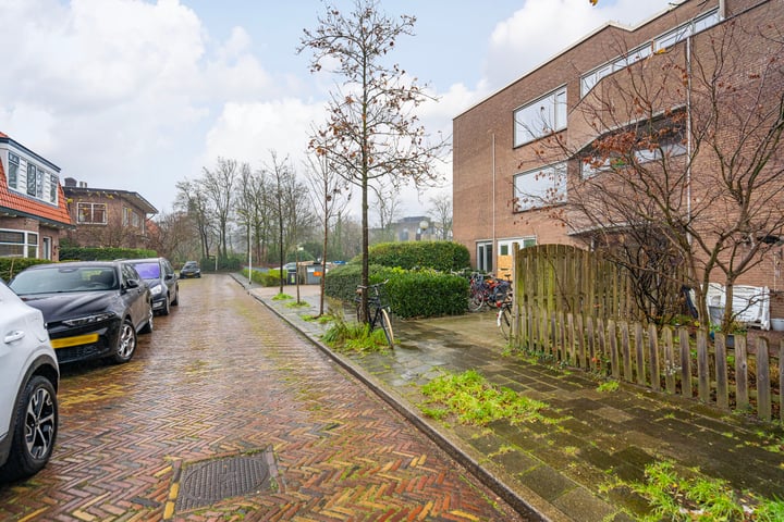 Bekijk foto 17 van Sint Ansfridusstraat 38-B