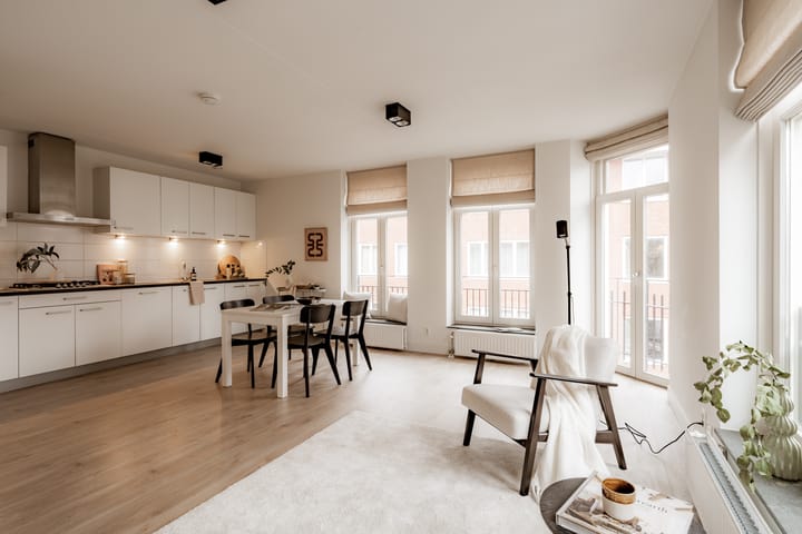 Photo 6 of Jan Hanzenstraat 21-E