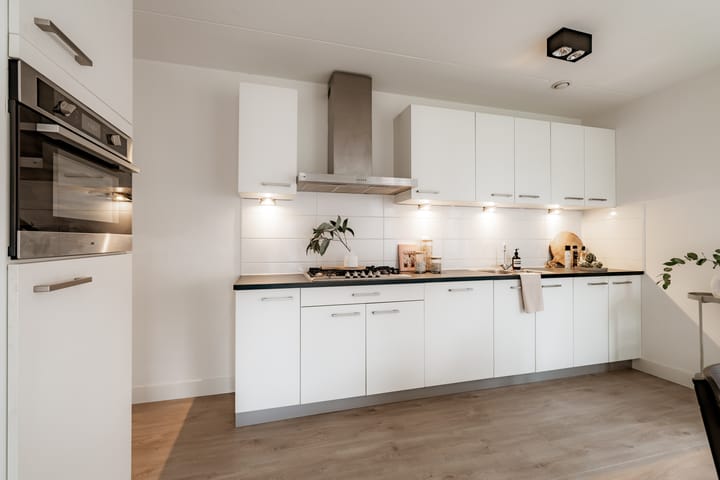 Photo 11 of Jan Hanzenstraat 21-E