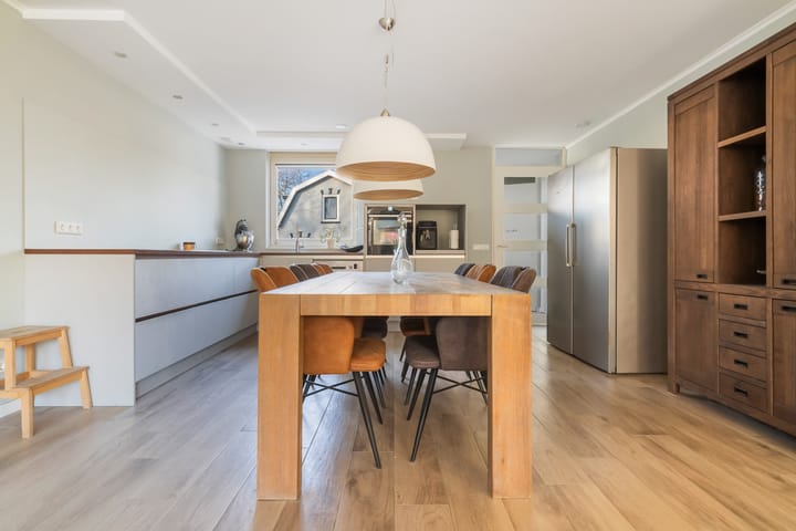 Foto 2 van Emmalaan 64-A