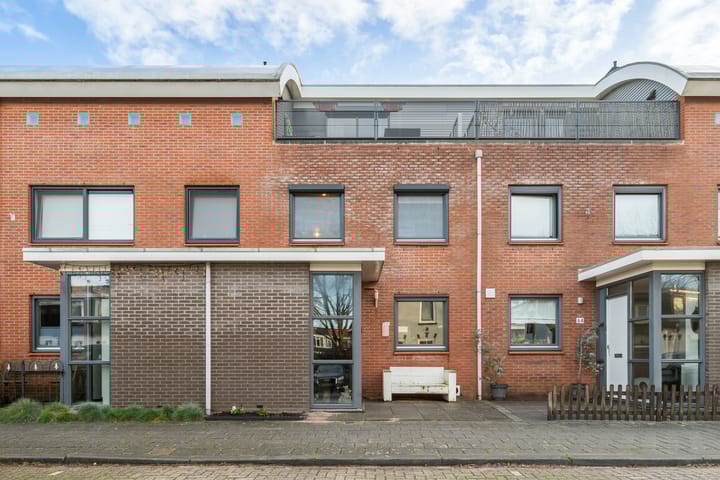 Foto 7 van Emmalaan 64-A