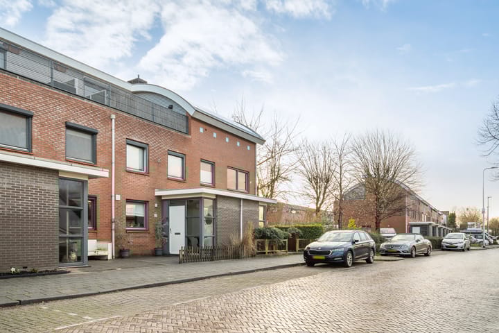 Foto 9 van Emmalaan 64-A