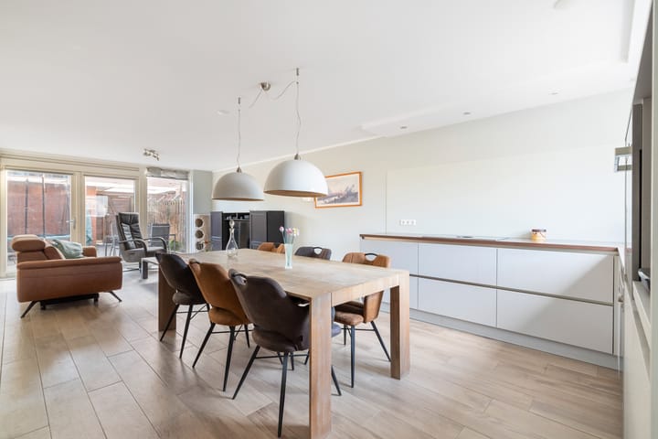 Foto 16 van Emmalaan 64-A