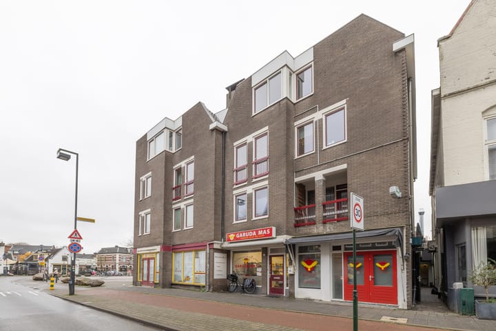 Photo 32 of Stationsstraat 58