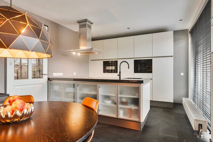 Foto 13 van Diadeemstraat 111