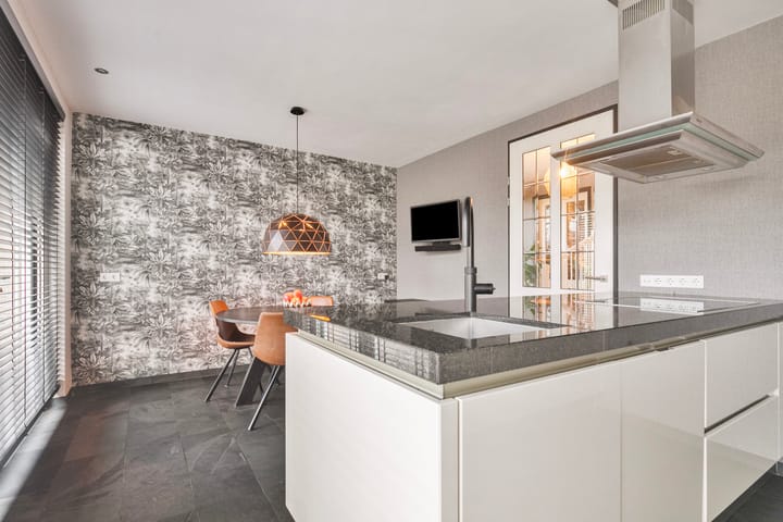 Foto 15 van Diadeemstraat 111