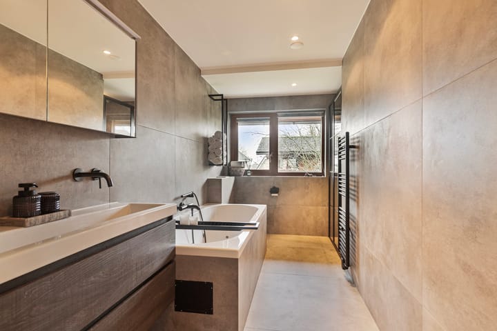 Foto 18 van Diadeemstraat 111