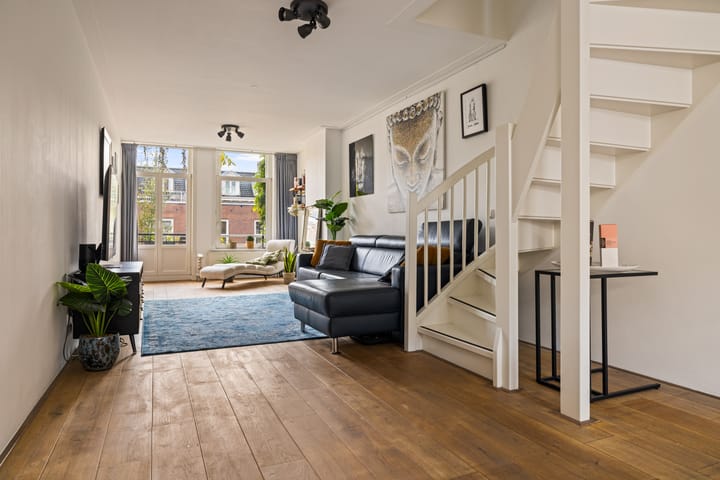 Photo 5 of Domselaerstraat 19-2