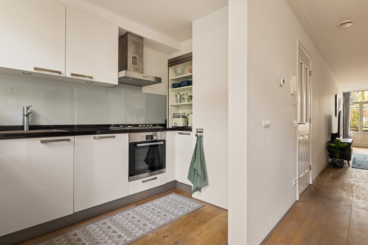 Photo 17 of Domselaerstraat 19-2