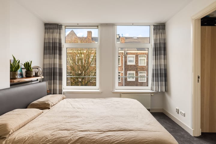 Photo 28 of Domselaerstraat 19-2