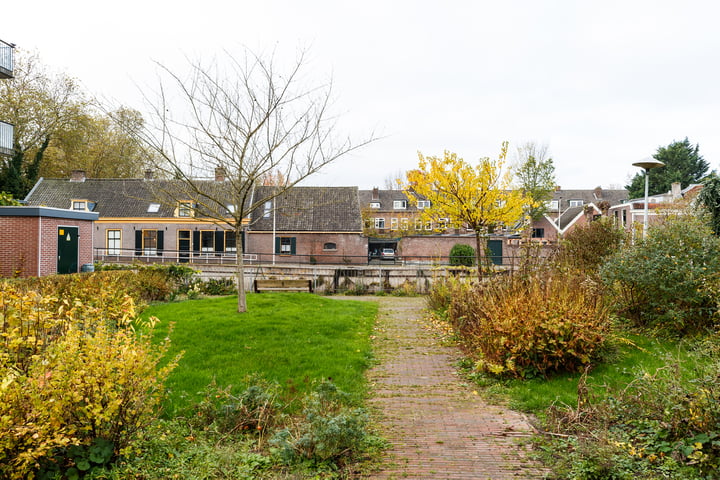 Bekijk foto 19 van Lauwerecht 42