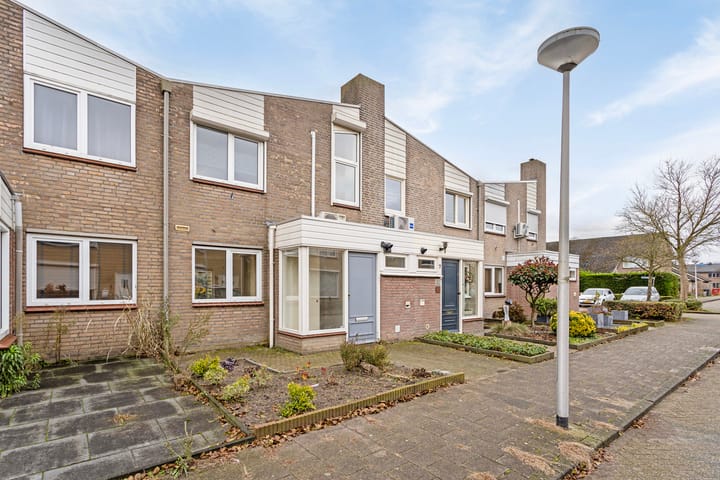 Foto 25 van Alexander Voormolenstraat 5