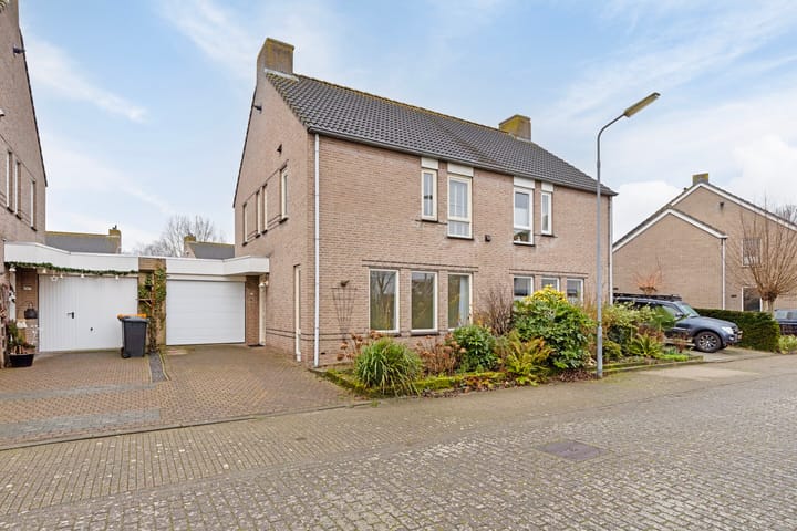 Foto 1 van Mina Krusemanlaan 6