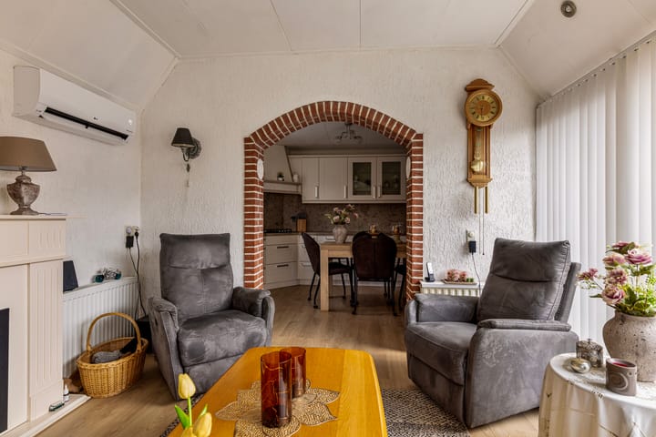 Foto 10 van Schoolstraat 83