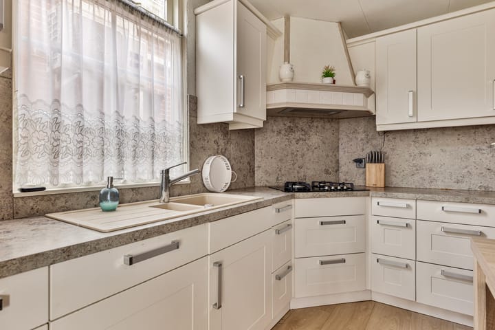 Foto 11 van Schoolstraat 83