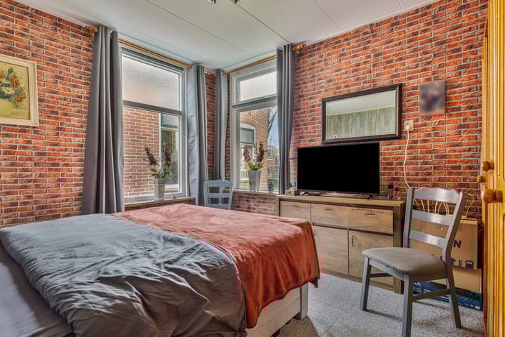 Foto 12 van Schoolstraat 83