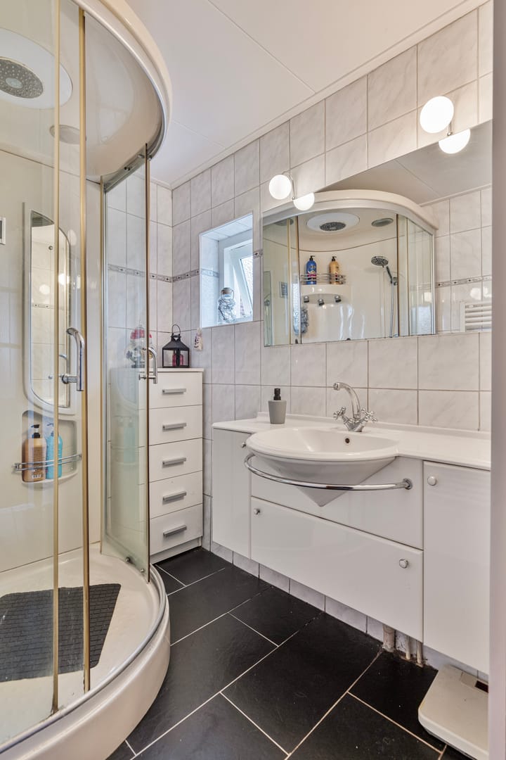 Foto 14 van Schoolstraat 83