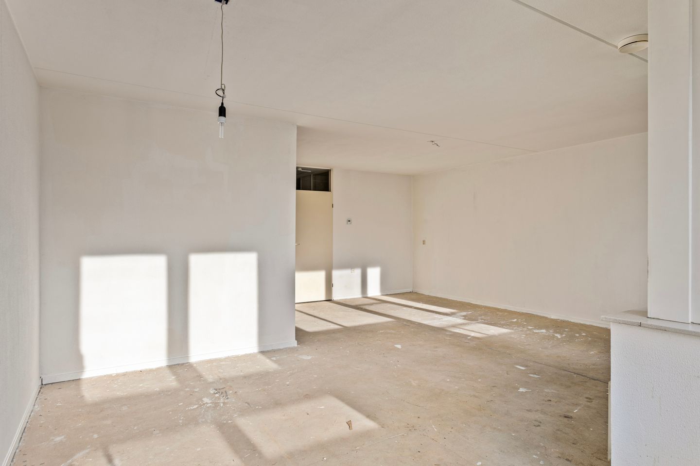 Foto 14 van Spoorstraat 5-N