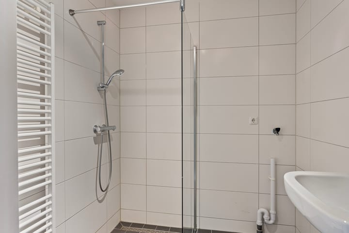 Foto 18 van Spoorstraat 5-N