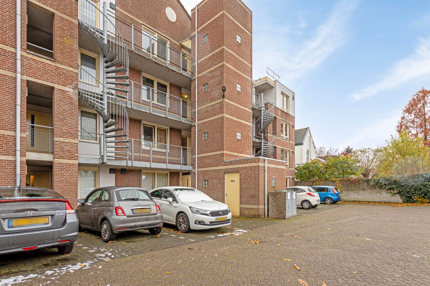 Foto 25 van Spoorstraat 5-N