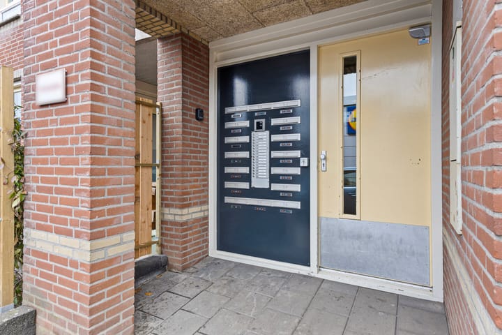 Foto 9 van Spoorstraat 5-N