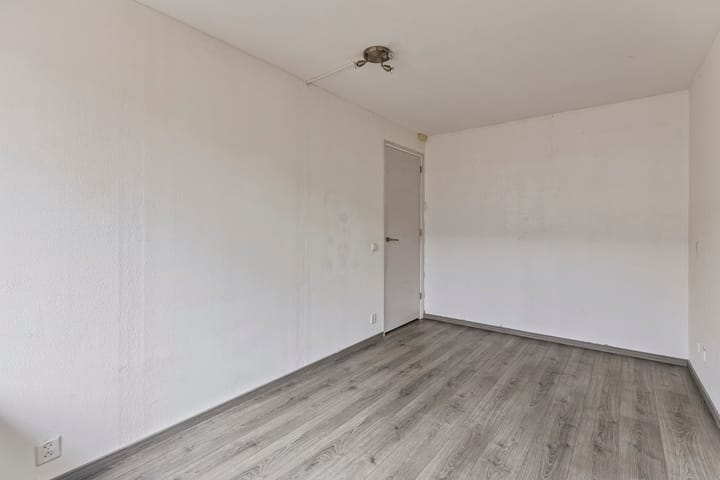 Foto 14 van Claes de Vrieselaan 147