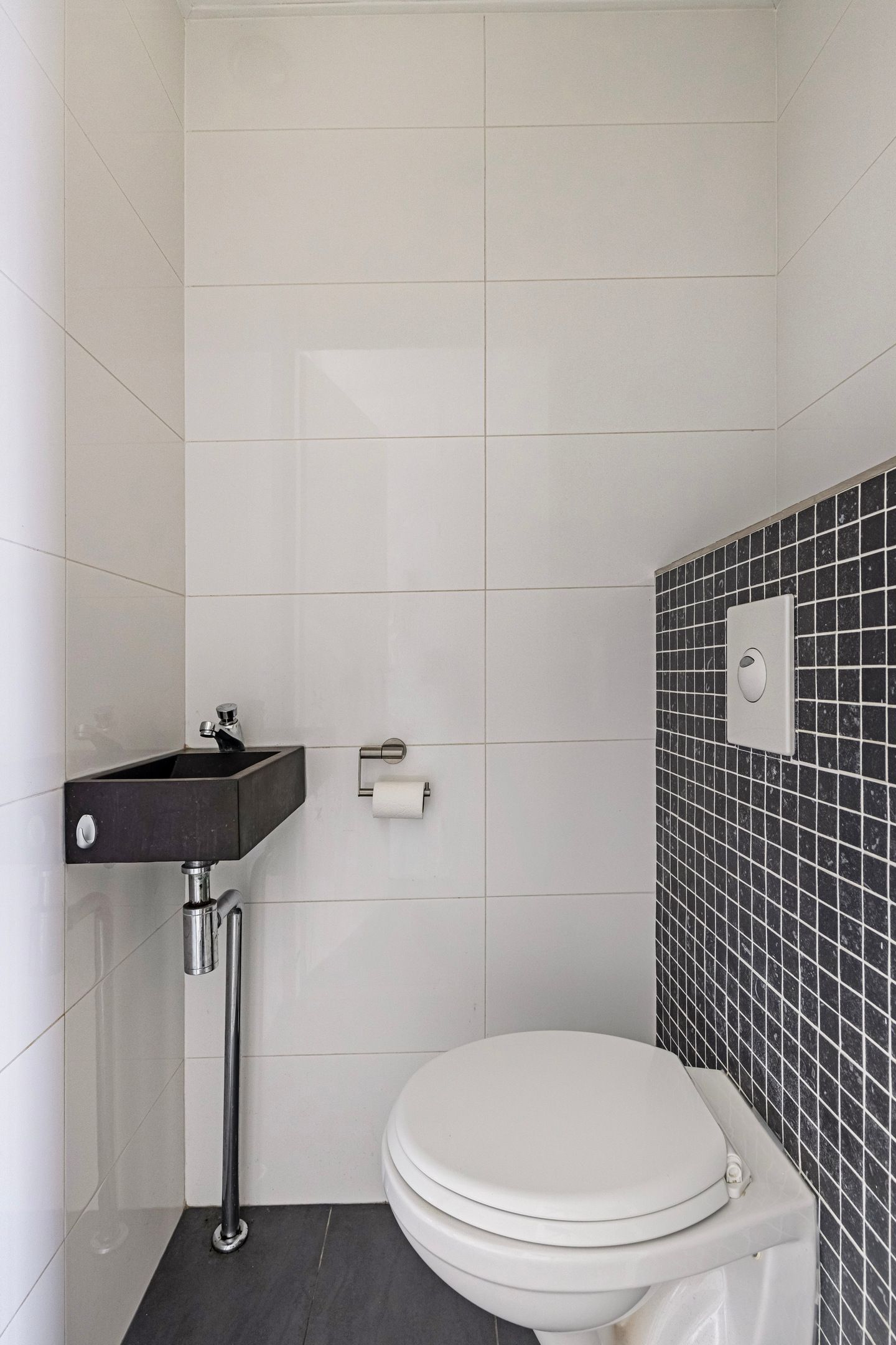 Foto 19 van Claes de Vrieselaan 147