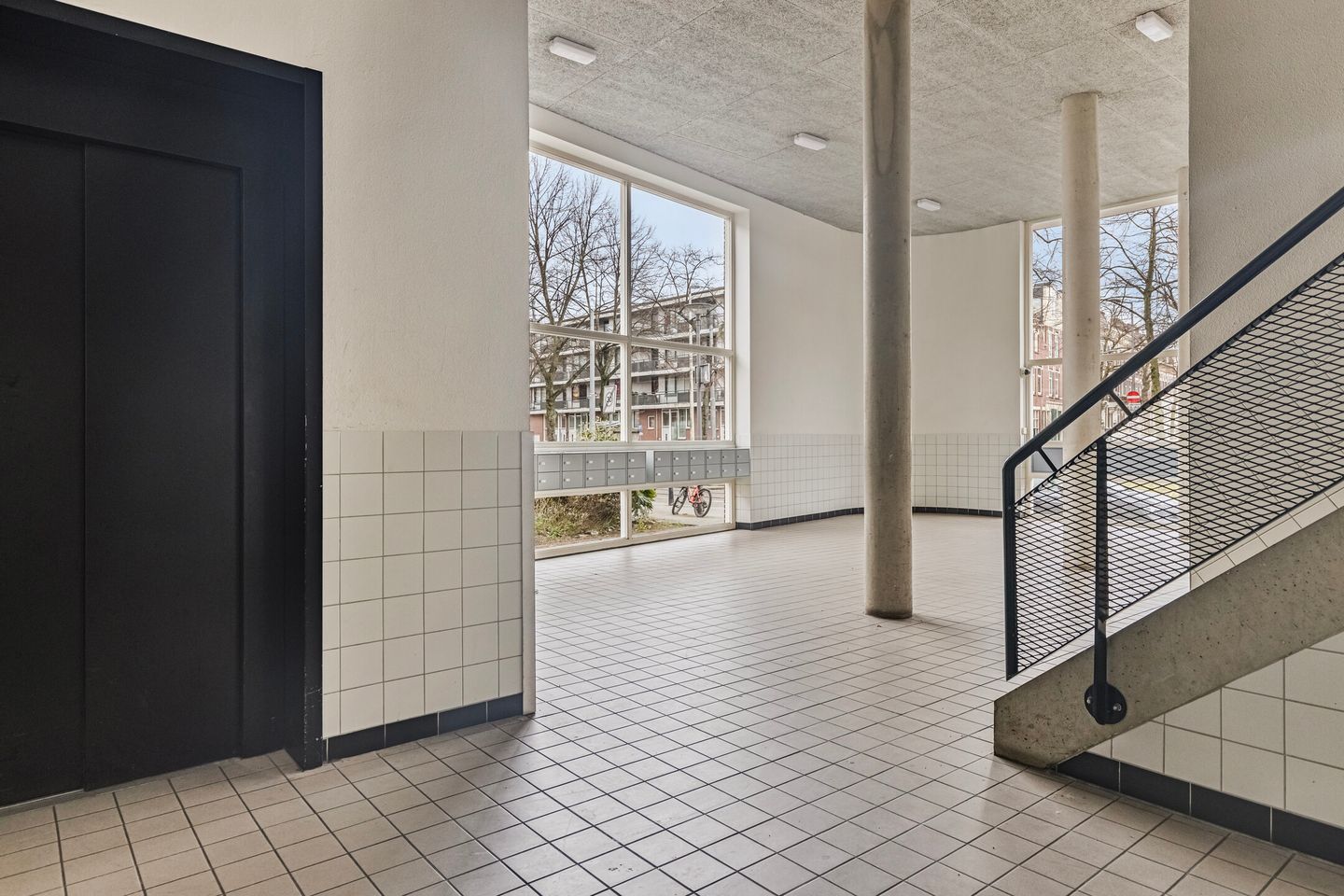 Foto 25 van Claes de Vrieselaan 147