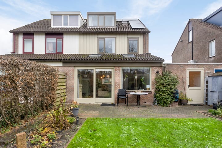 Foto 39 van Binnenplaats 48