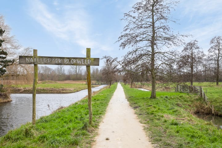 Foto 46 van Binnenplaats 48