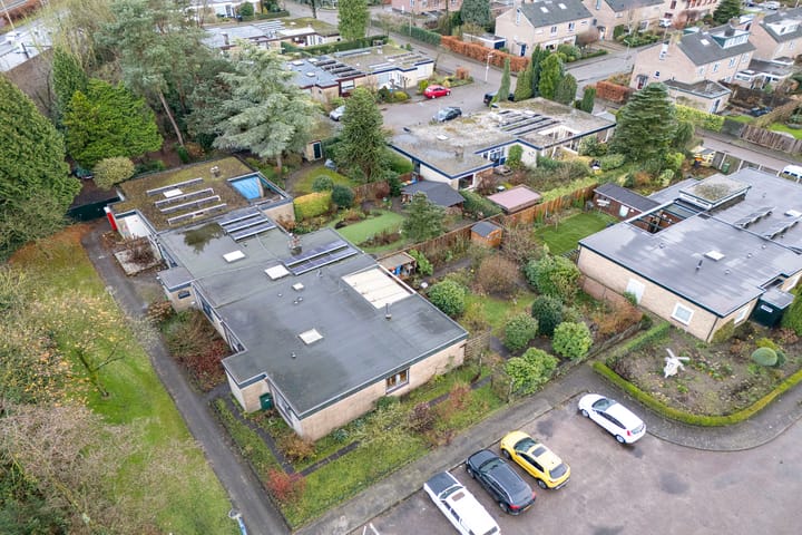 Photo 2 of Goedroenstraat 17