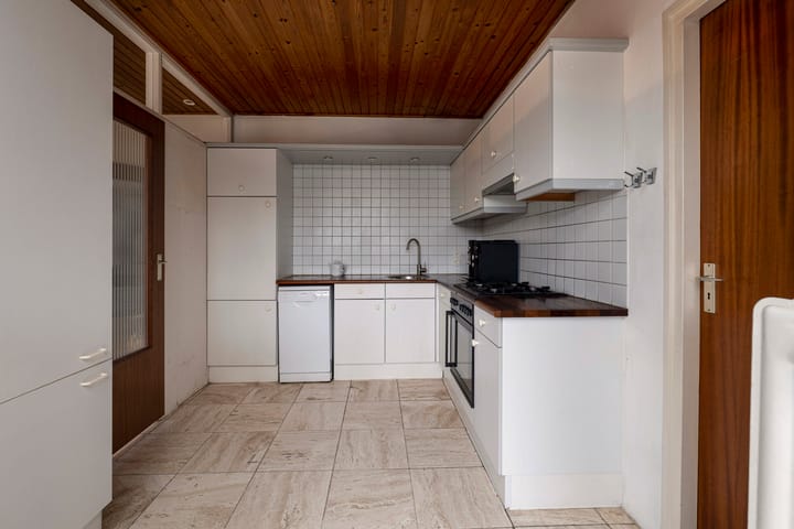 Photo 17 of Goedroenstraat 17