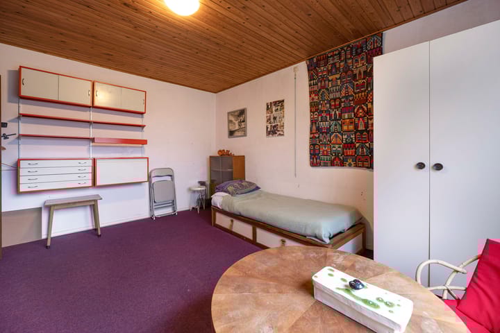 Photo 22 of Goedroenstraat 17