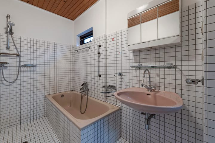 Photo 25 of Goedroenstraat 17