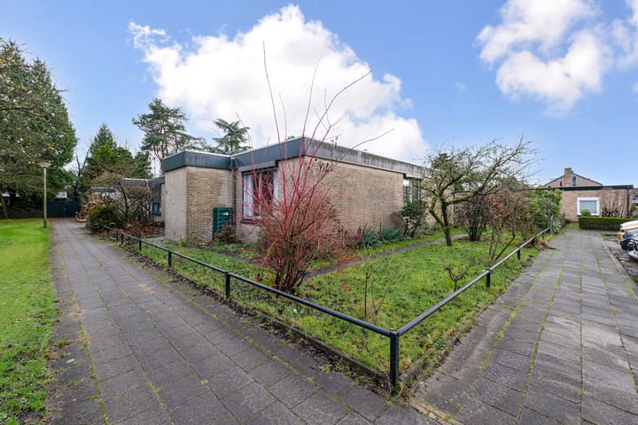 Photo 34 of Goedroenstraat 17