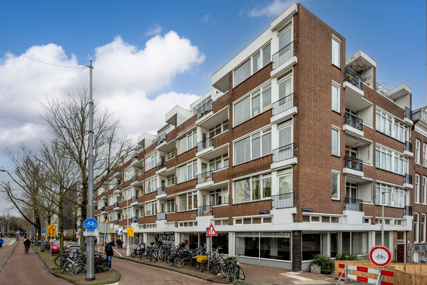 Bekijk foto 2 van Muiderstraat 21