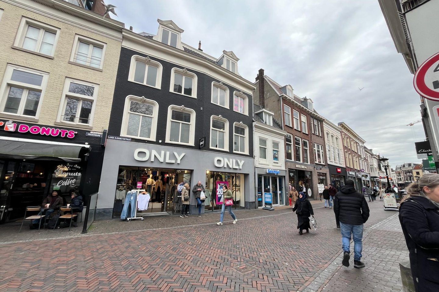 View photo 1 of Lange Elisabethstraat 37-39