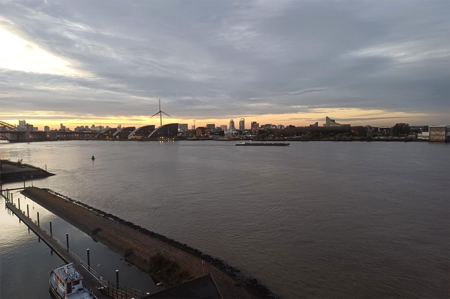 Foto 5 van Regenboogkade 71