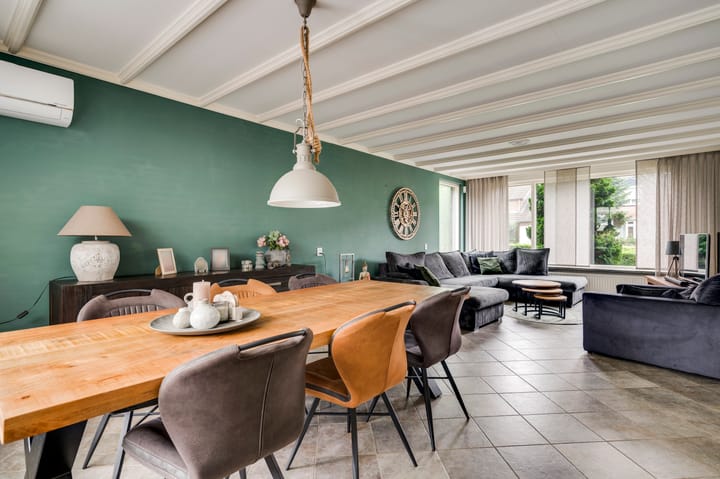 Photo 19 of Topaasstraat 17