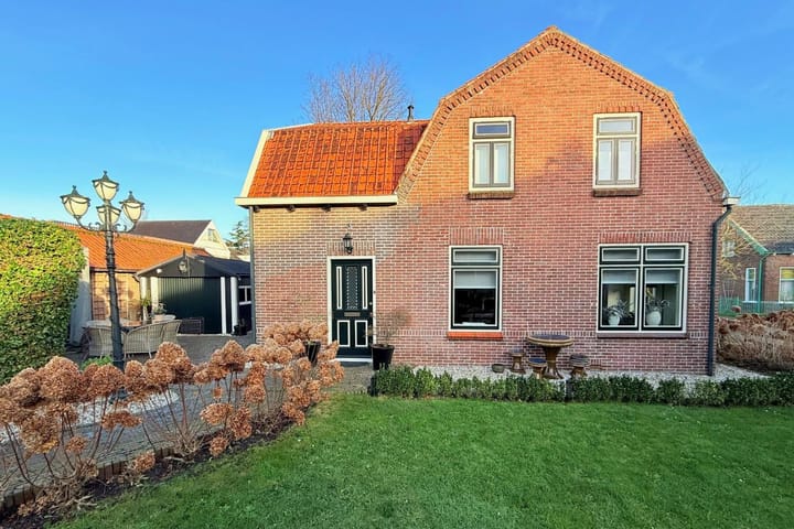 Foto 3 van Julianastraat 1