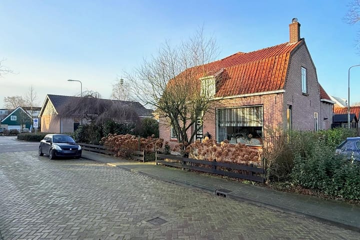 Foto 35 van Julianastraat 1