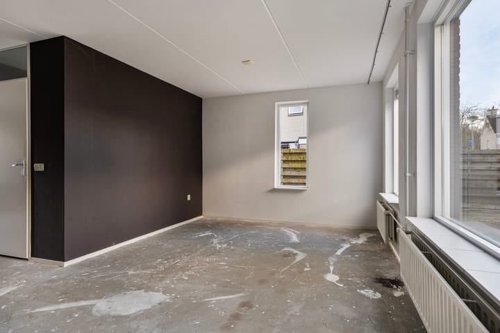 Foto 5 van Keizersmantel 8