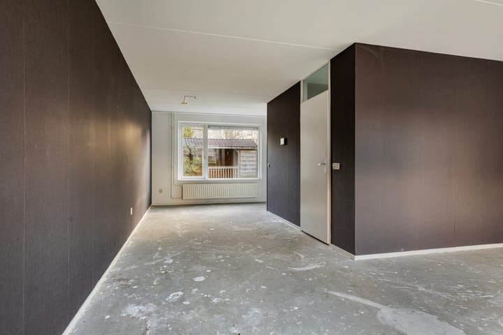 Foto 9 van Keizersmantel 8