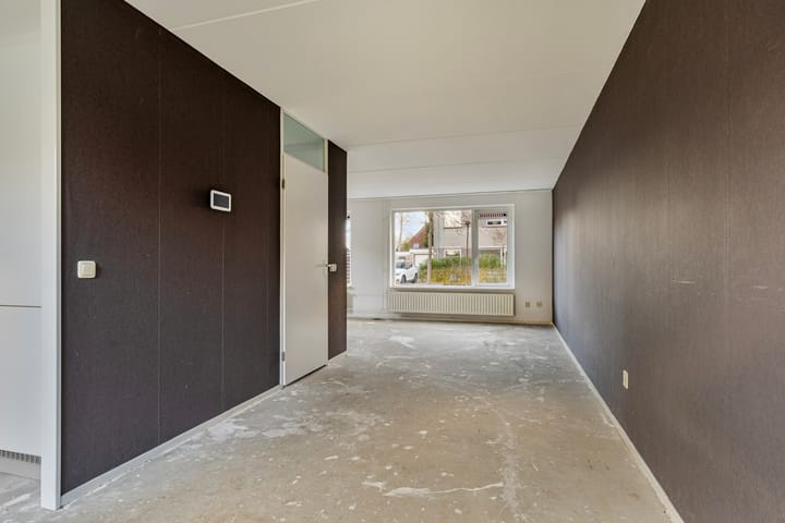 Foto 11 van Keizersmantel 8