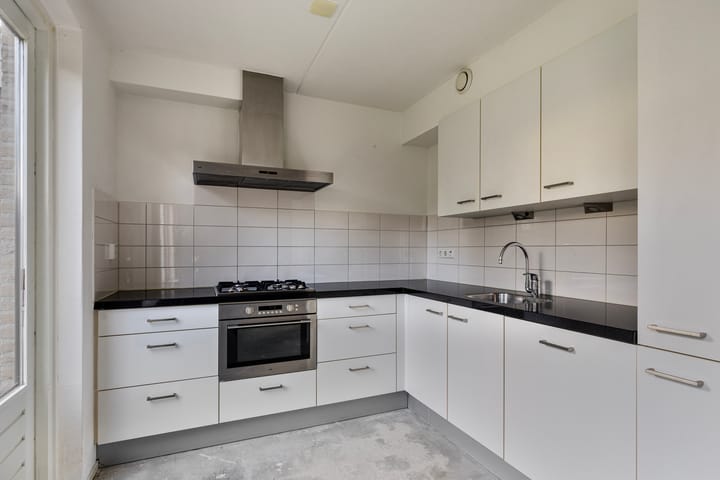 Foto 13 van Keizersmantel 8