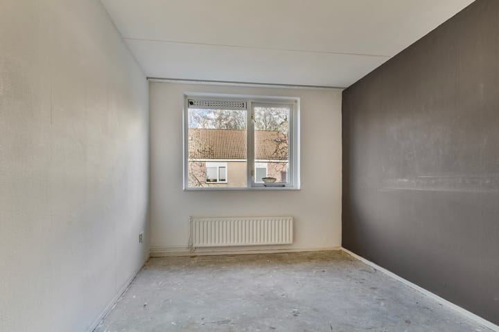 Foto 17 van Keizersmantel 8