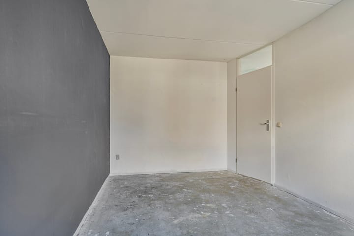 Foto 18 van Keizersmantel 8